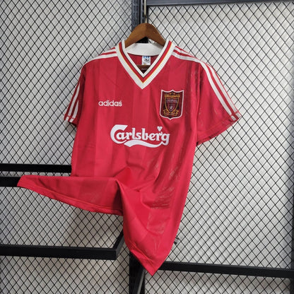 Koszulka domowa Liverpoolu z 1995 roku