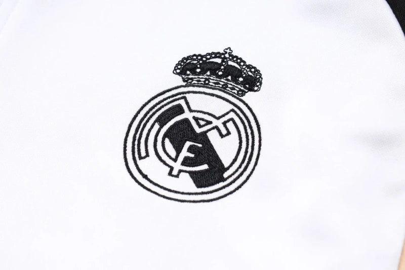 Real Madrid 2023 set de antrenori