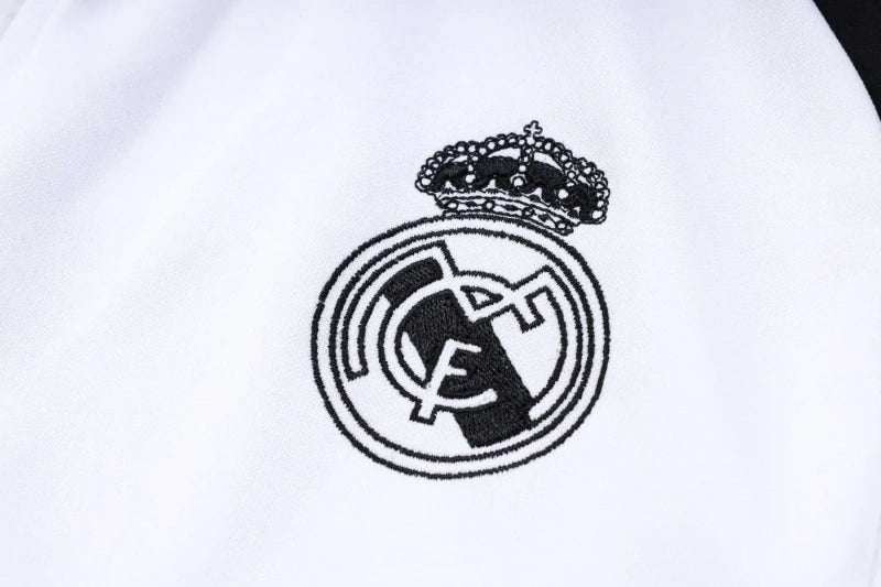 Real Madrid 2023 set de antrenori