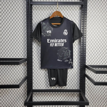 Real Madrid 2024-es „Y3 Black” limitált gyerek szett