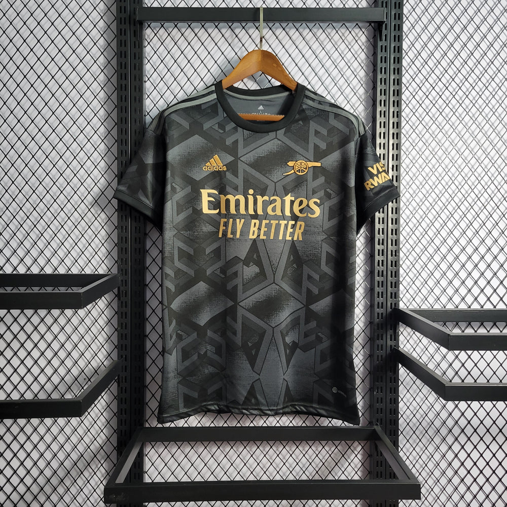 Kit de deplasare Arsenal 2022