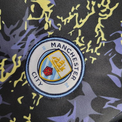 Zestaw dziecięcy Manchester City 2023 „Triple Winner” w edycji limitowanej