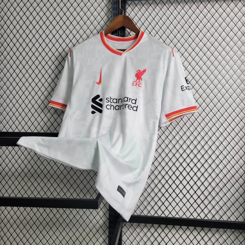 Tricou din deplasare Liverpool 2024 - cu inscripția Szoboszlai