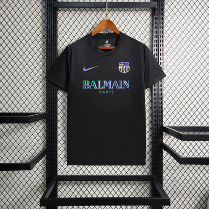 Limitowany zestaw Barcelona 2023 „Balmain”.