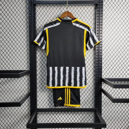 Juventus 2023 home kids set