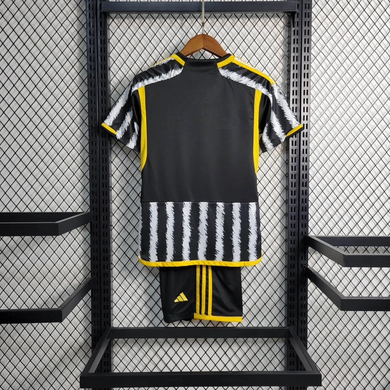 Set copii domestici Juventus 2023