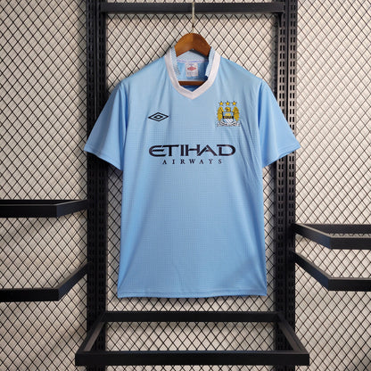 Domowa koszulka Manchesteru City na sezon 2011/12