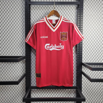 Liverpool 1995-ös hazai mez