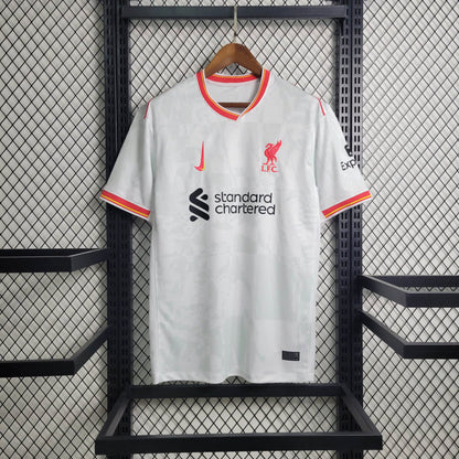 Liverpool 2024 kit de deplasare