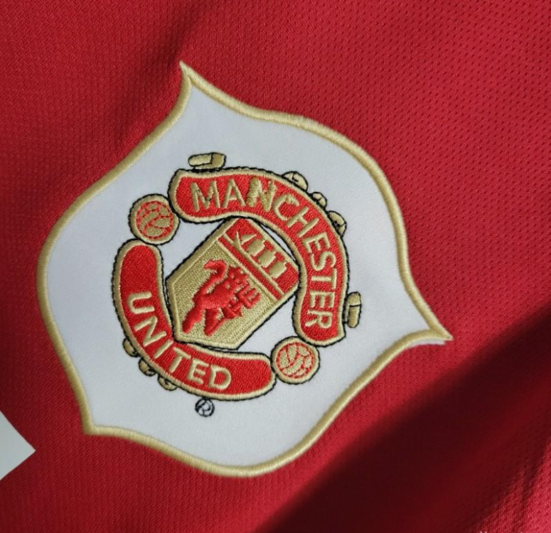 Koszulka domowa Manchesteru United z 2006 roku