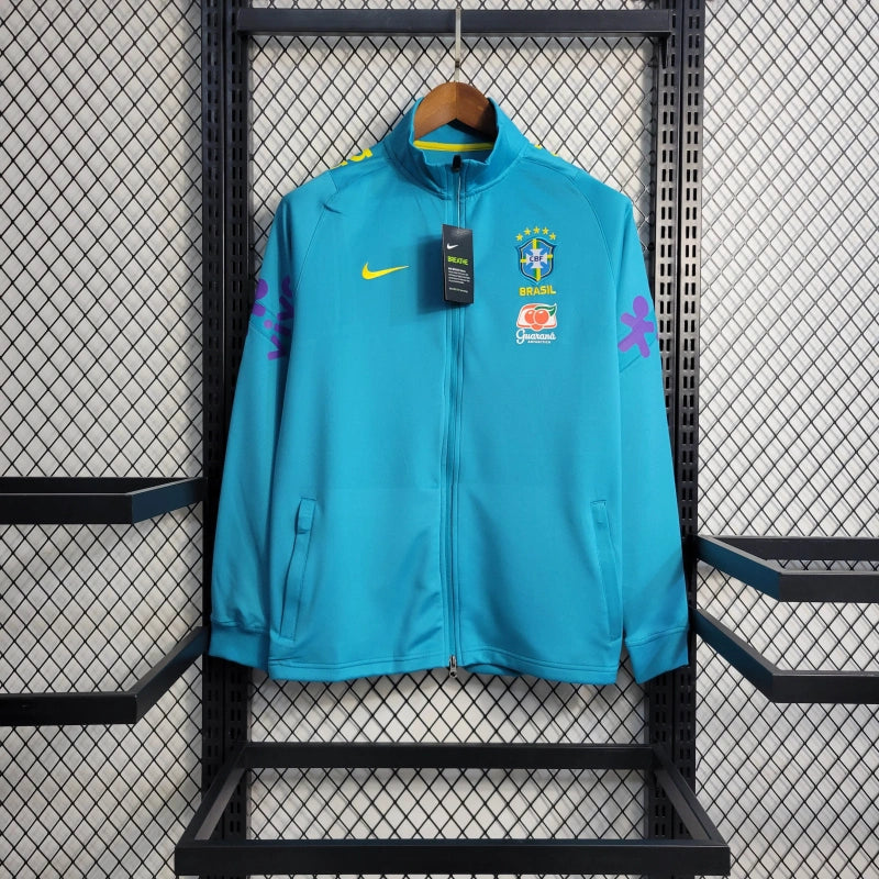 Brazil windbreaker albastru deschis