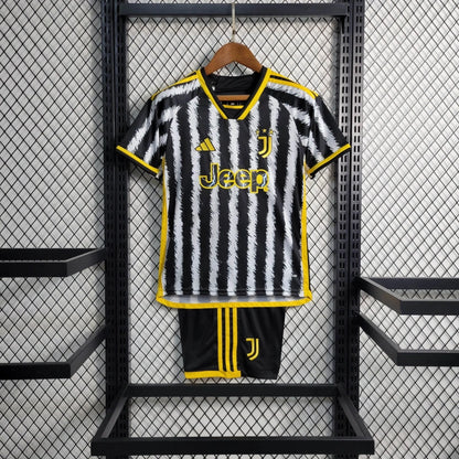 Juventus 2023 home kids set