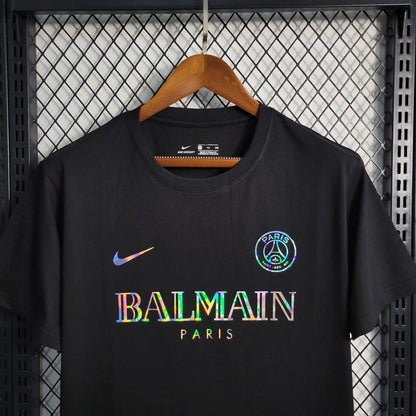 Paris Saint-Germain 2023-as „Balmain” limitált mez